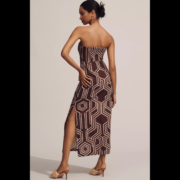 Anthropologie The Soleil Strapless Linen Plunge-Neck Midi Dress - Picture 4 of 16